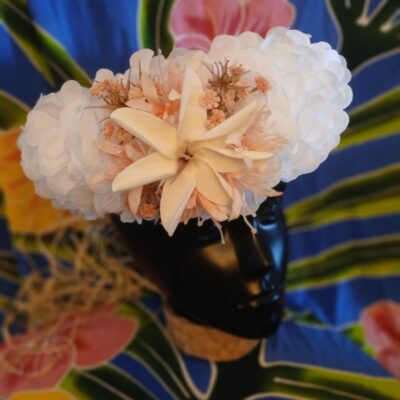 Couronne tiare Tahiti blanche tiare lys élancés champagne rosé