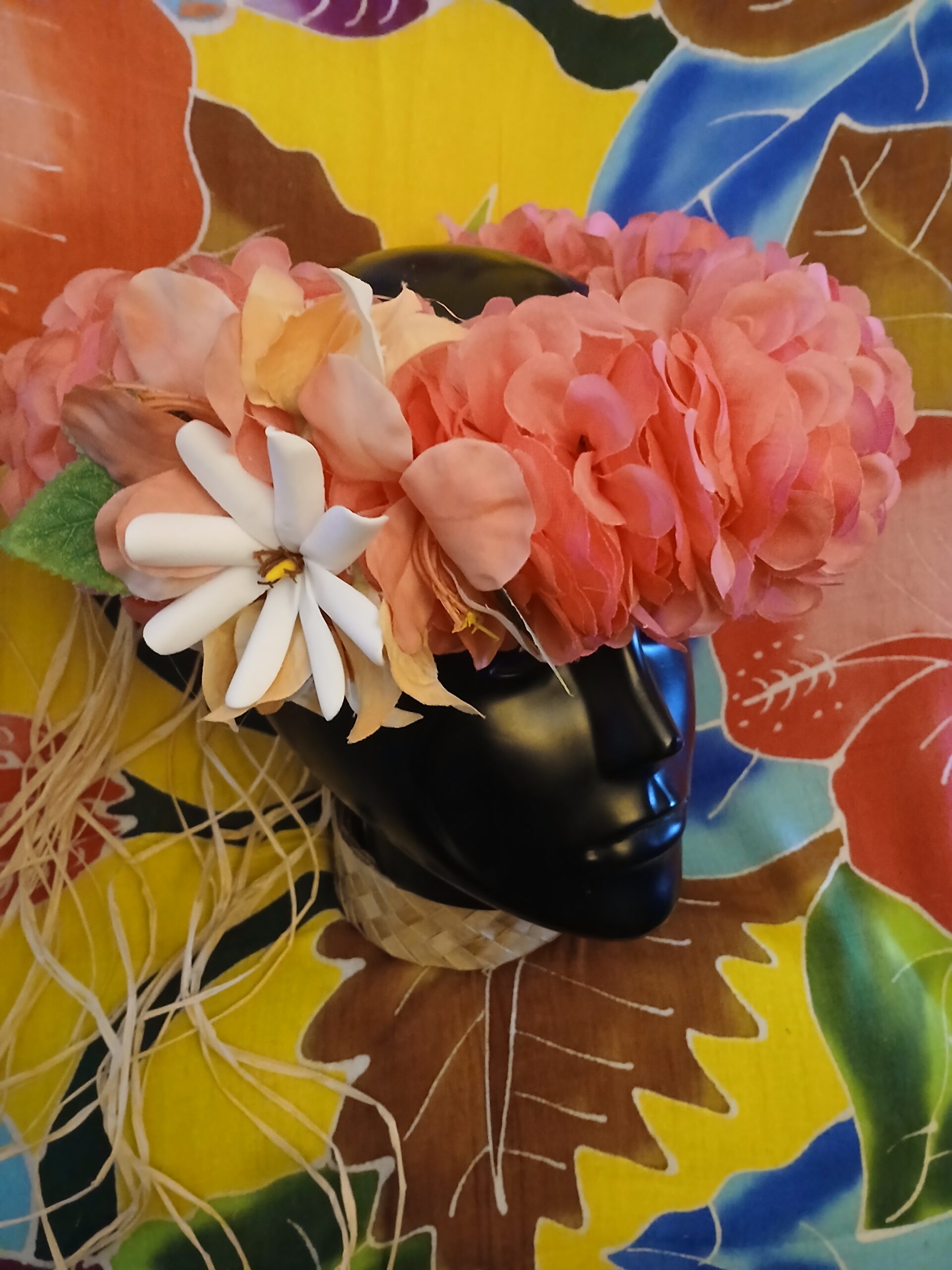 Couronne tiare Tahiti corail élégante tiare boutons rose pâle Vaite.e.Tiare créations