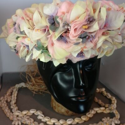 Couronne toutes fleurs Tahiti pêche corolle de bougainvillier vanille vert et mauve 