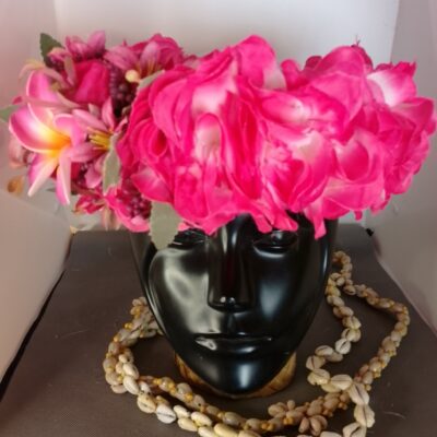 Couronne  fleurs Tahiti blanche bords fuchsias tipanie blanc bords roses