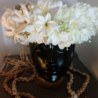 Couronne tiare Tahiti blanc milky tiare entre ouverte tiare élégante tiare