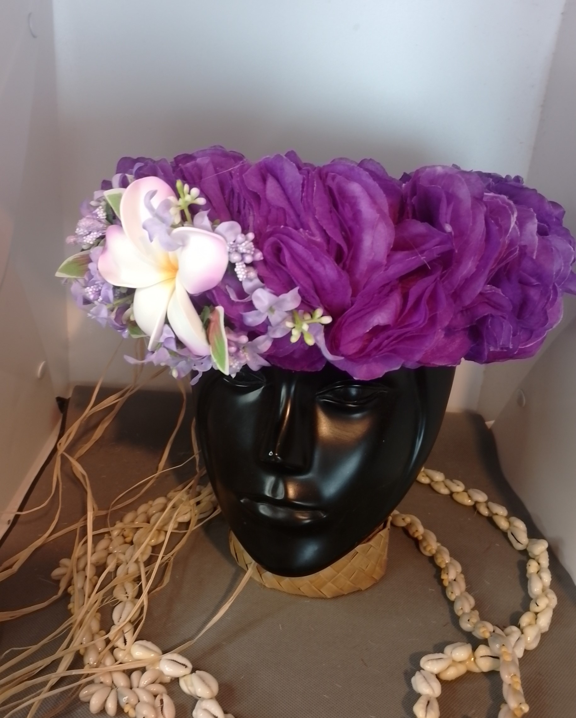 Couronne fleurs Tahiti violette grand tipanie blanc bords violets boutons mauves Vaite.e.Tiare créations