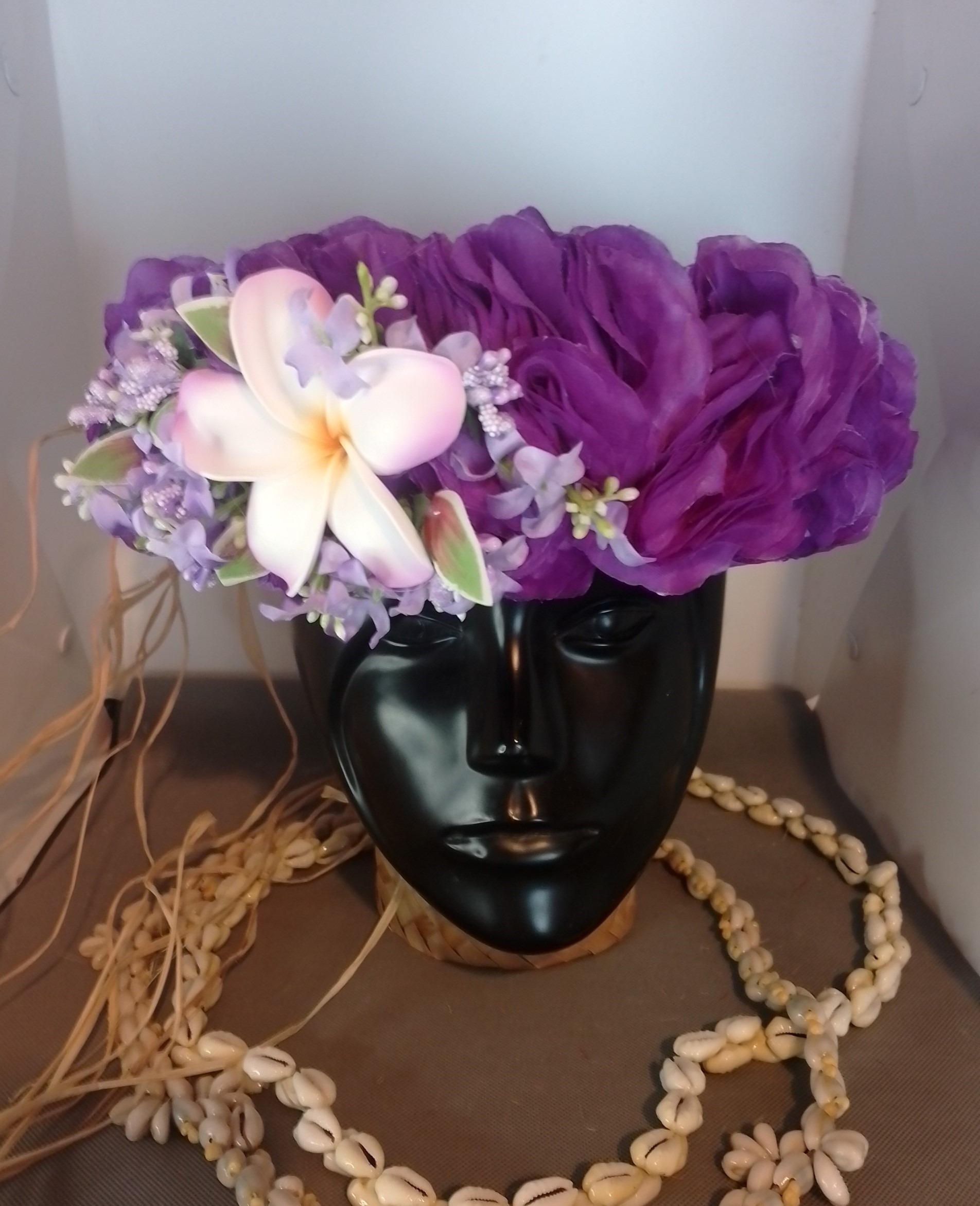 Couronne fleurs Tahiti violette grand tipanie blanc bords violets boutons mauves Vaite.e.Tiare créations