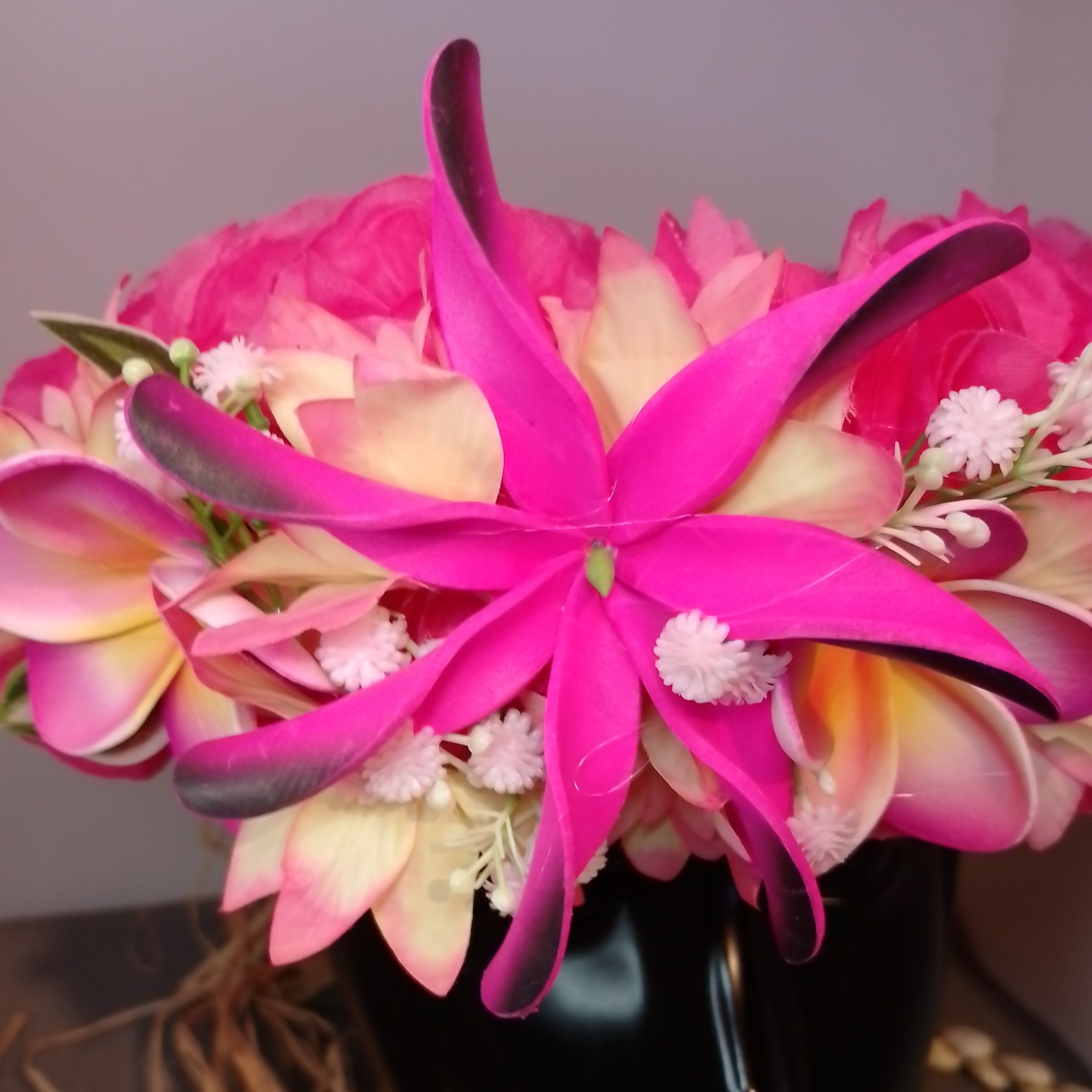 Couronne fleurs Tahiti rose pâle et fuchsia maxi tiare deux tipanie Vaite.e.Tiare créations