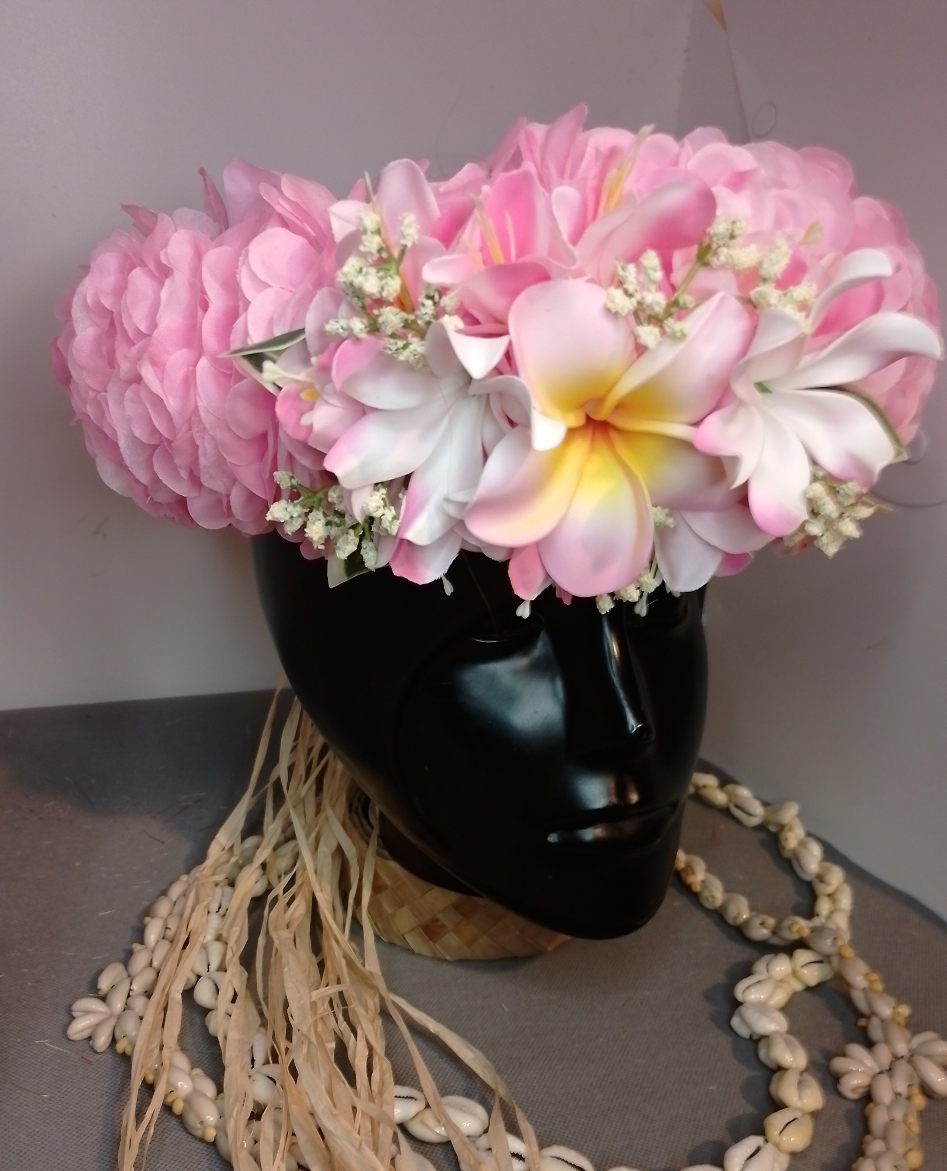 Couronne fleurs Tahiti rose pâle grand tipanie deux tiare entre ouvertes Vaite.e.Tiare créations