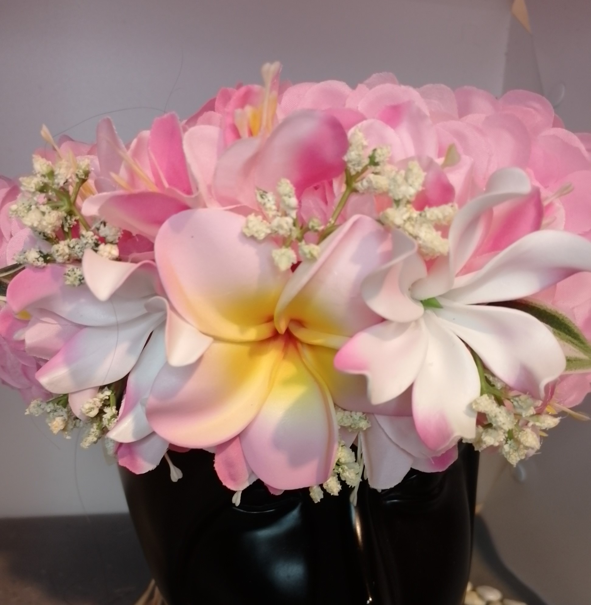 Couronne fleurs Tahiti rose pâle grand tipanie deux tiare entre ouvertes Vaite.e.Tiare créations