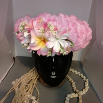 Couronne fleurs Tahiti rose pâle grand tipanie deux tiare entre ouvertes