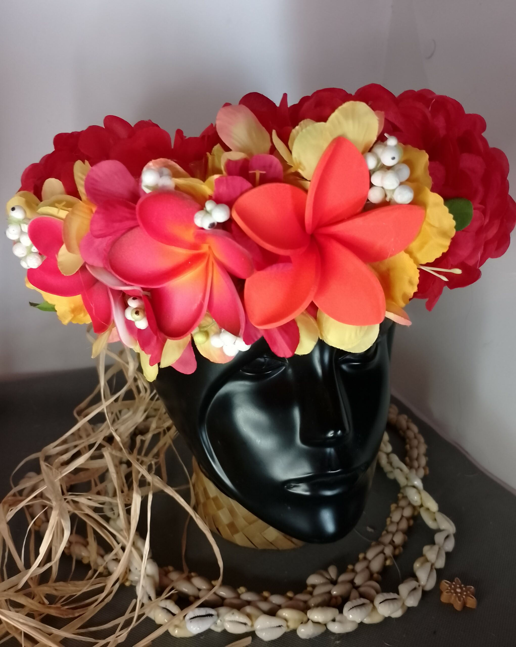 Couronne fleurs Tahiti rouge trois tipanie rouge et orange Vaite.e.Tiare créations