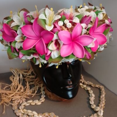 Couronne toutes fleurs Tahiti corolle de mini lys variés cinq tipanie fuchsias