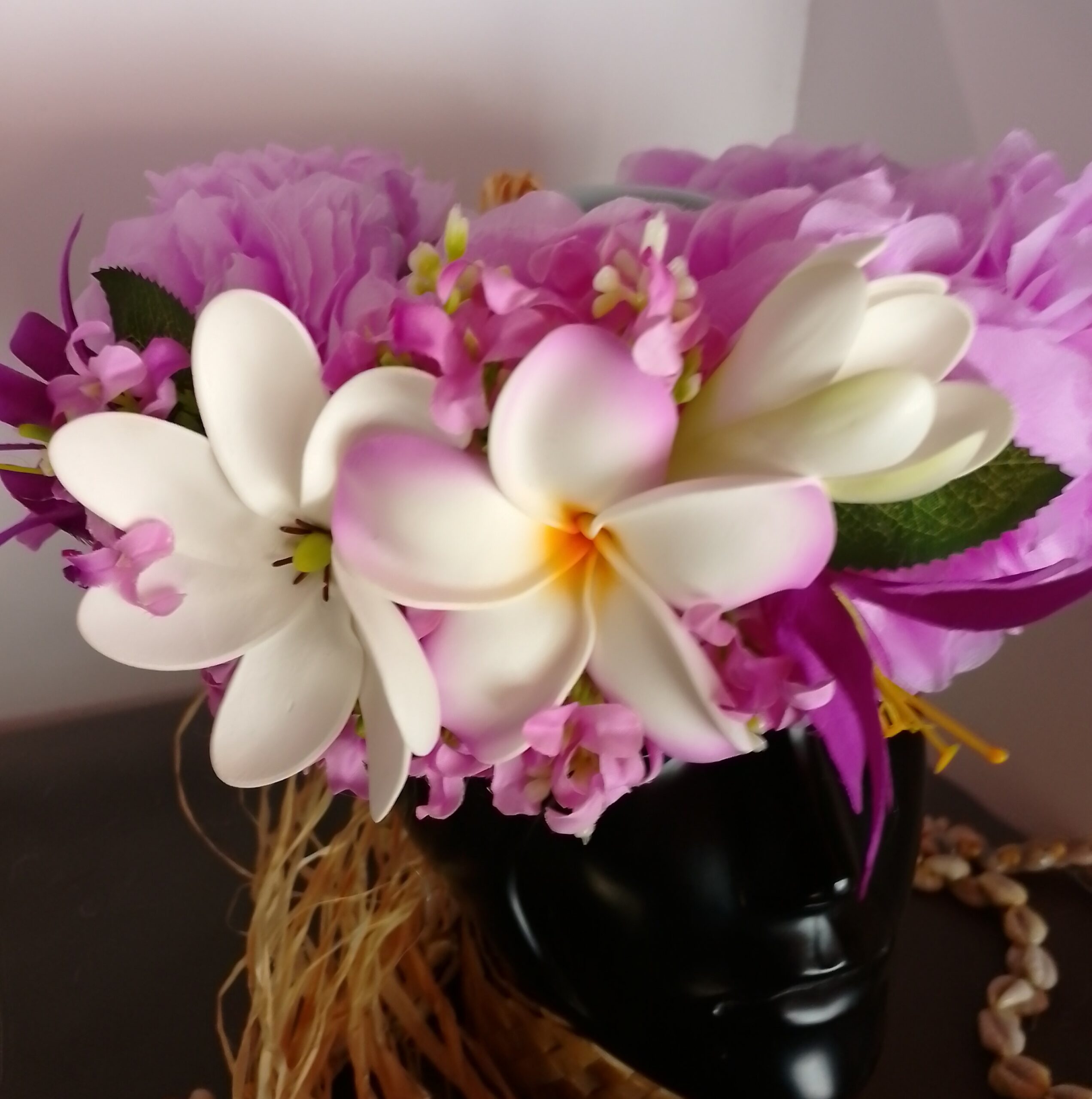 Couronne fleurs Tahiti mauve grande tiare grand tipanie tiare entre ouverte Vaite.e.Tiare créations