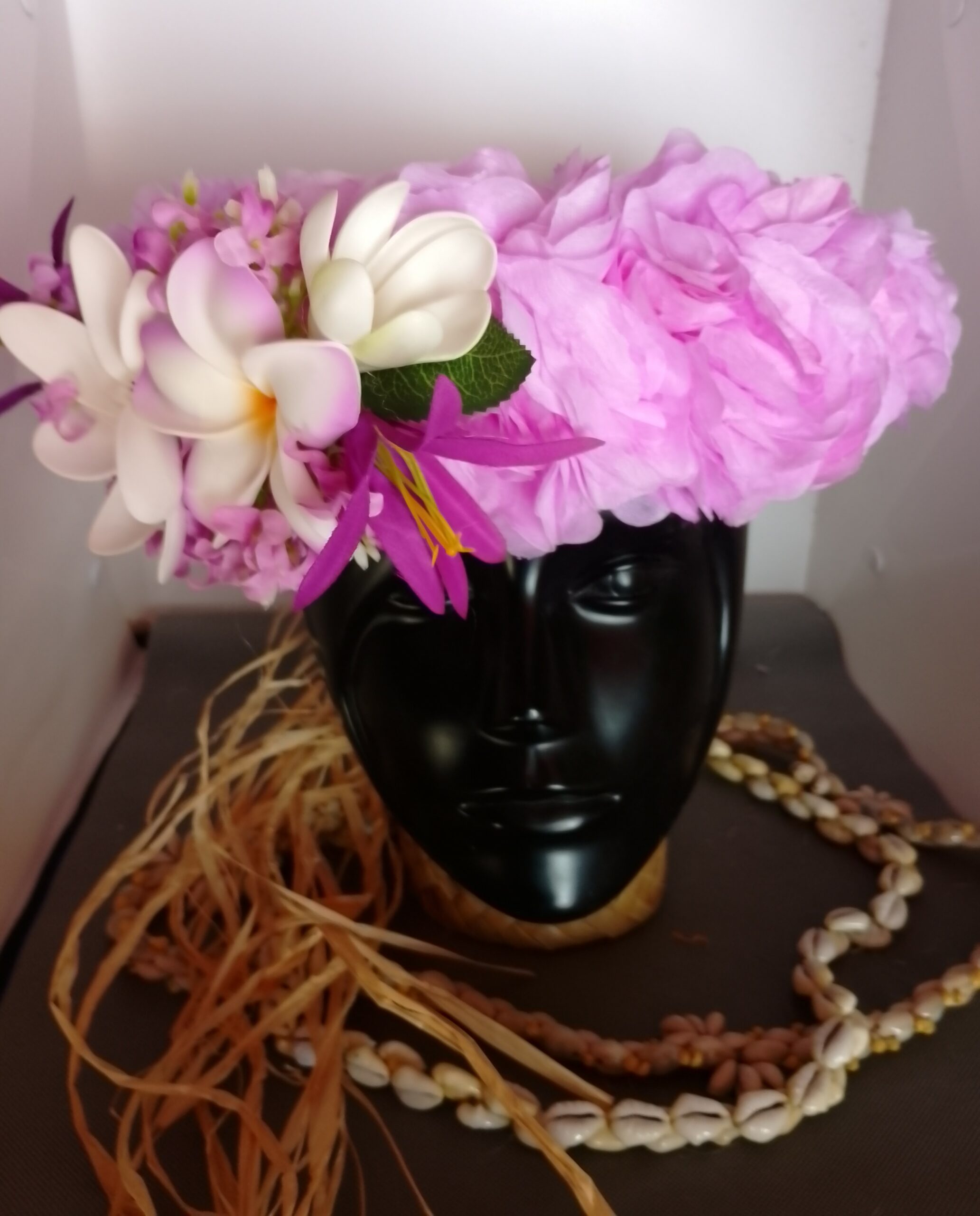 Couronne fleurs Tahiti mauve grande tiare grand tipanie tiare entre ouverte Vaite.e.Tiare créations