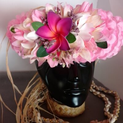 Couronne fleurs Tahiti rose pâle deux tiare entre ouverte tipanie