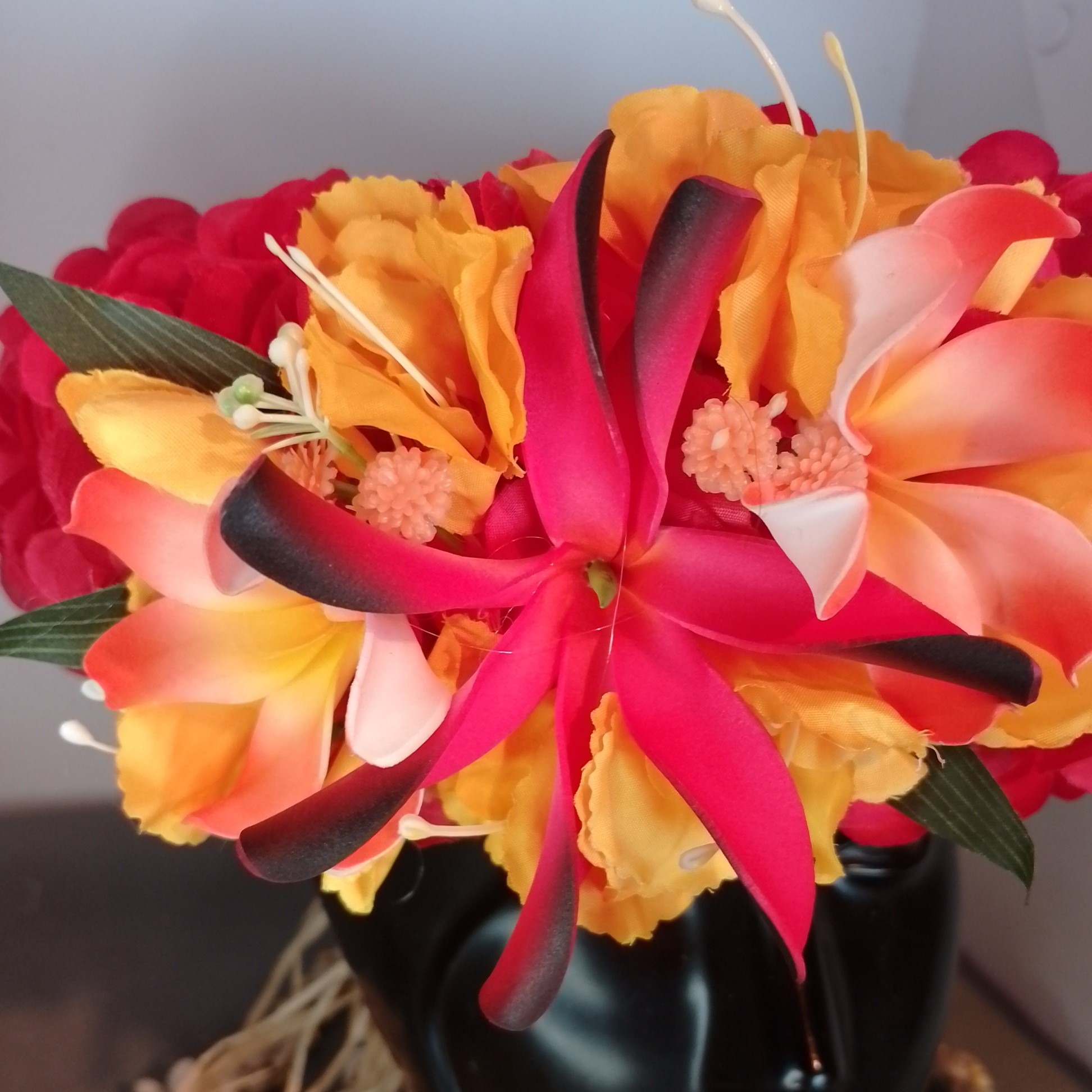 Couronne tiare Tahiti rouge maxi tiare deux tiare entre ouvertes Vaite.e.Tiare créations