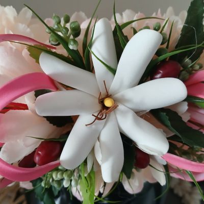 Couronne de tiare Tahiti champagne rosé tiare et lys élancés fuschias 5 by Vaite.e.Tiare créations