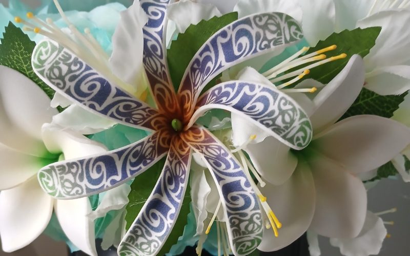Couronne fleur Tahiti bleu lagon tiare tatouée deux tipanie Vaite.e.Tiare créations
