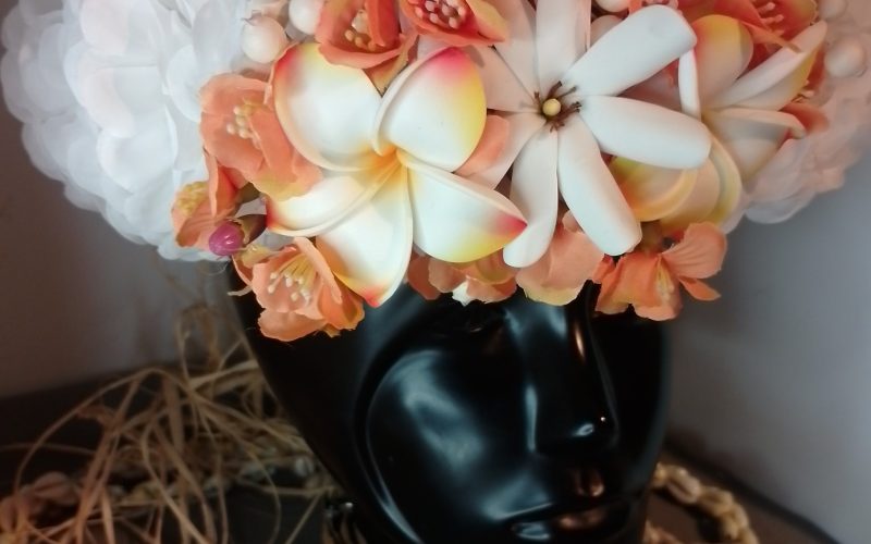 Couronne fleurs Tahiti blanche deux tipanie bord jaunes orange élégante tiare Vaite.e.Tiare créations