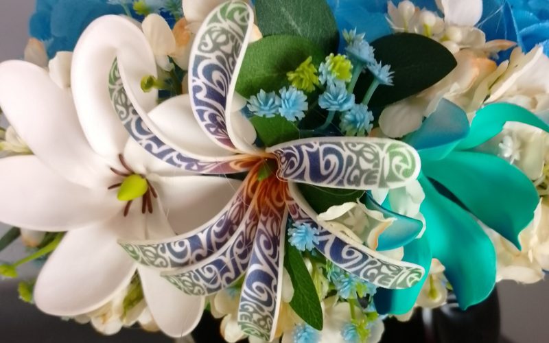 Couronne fleurs Tahiti bleu océan grande tiare tiare tatouée tiare entre ouverte Vaite.e.Tiare créations