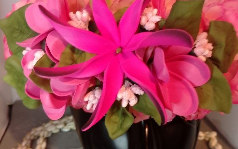 Couronne fleurs Tahiti champagne rosé quatre mini tipanie maxi tiare Vaite.e.Tiare créations