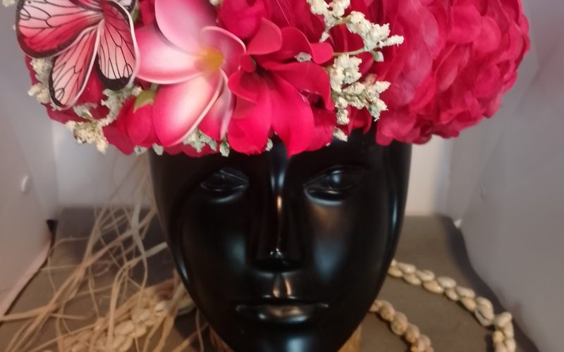 Couronne fleurs Tahiti rouge maxi tipanie tiare entre ouverte tipanie Vaite.e.Tiare créations