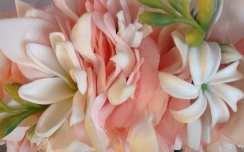 Couronne tiare Tahiti pêche pétales tiare apetahi deux mini tiare tiare entre ouverte Vaite.e.Tiare créations