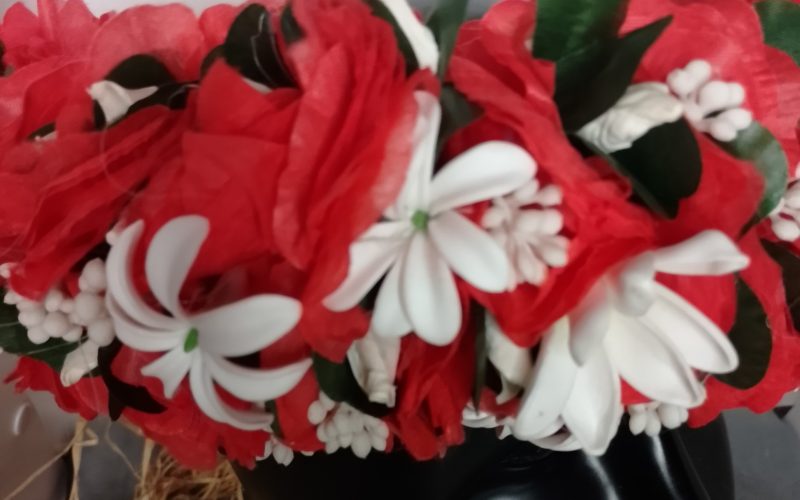 Couronne toute fleur Tahiti rouge corolle de tiare Tahiti trois mini tiare Vaite.e.Tiare créations