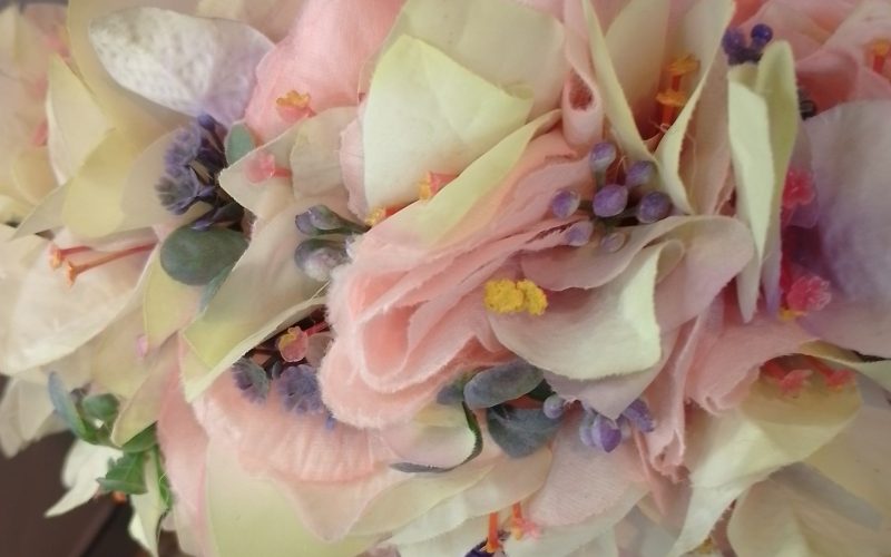 Couronne toutes fleurs Tahiti pêche corolle de bougainvilliers vanille vert et mauve Vaite.e.Tiare créations