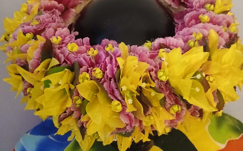 Couronne toutes fleurs Tahiti violette bougainvillier jaune Vaite.e.Tiare créations