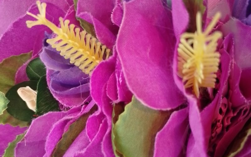 Couronne fleurs Tahiti violette hibiscus violets boutons de tiare Vaite.e.Tiare créations