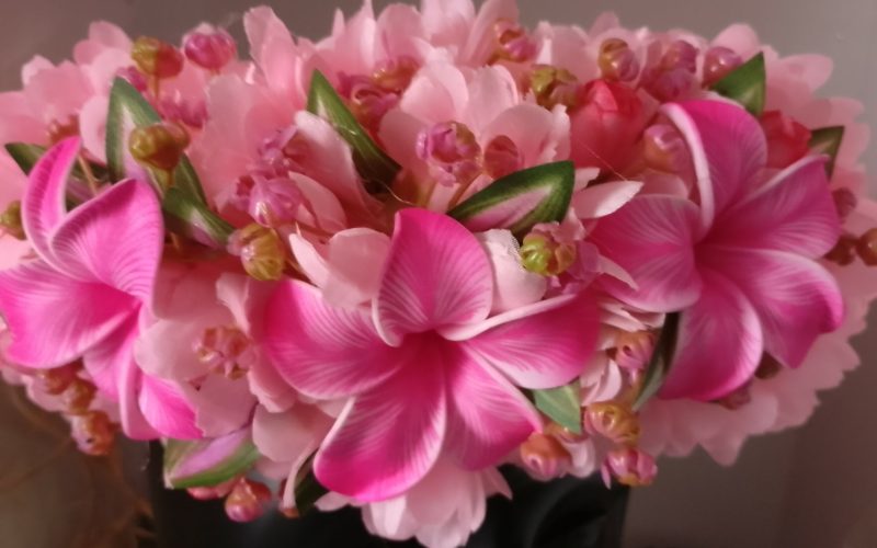 Couronne fleurs Tahiti rose trois tipanie rainurés Vaite.e.Tiare créations